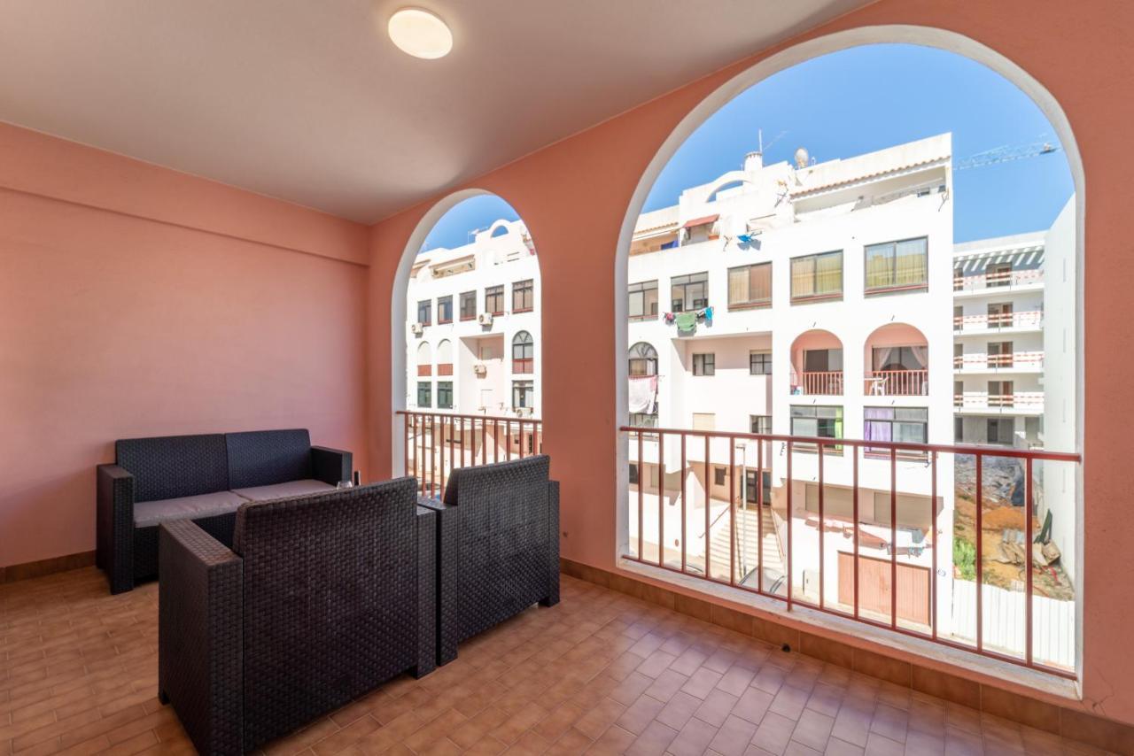 Quarteira - 2 D By Hellovacations Apartment *